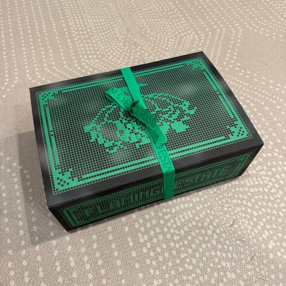 Flamingo Estate Three Sisters Candle Set - Picture 3 of 8